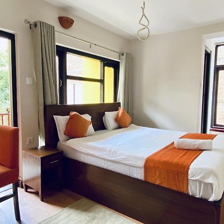 Hotel Pala Kathmandu Exterior photo